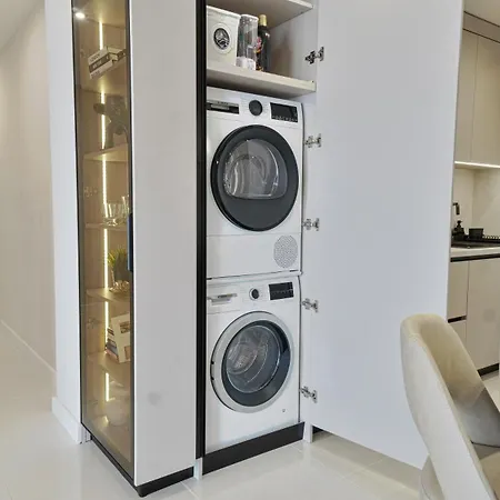 Luxury Seaview Azzurro 5 Baltjik