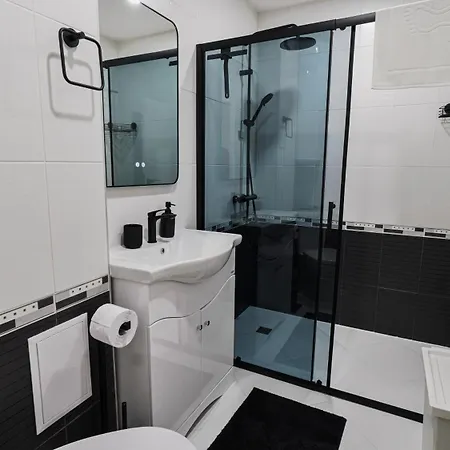 Luxury Seaview Azzurro 5 * Baltjik