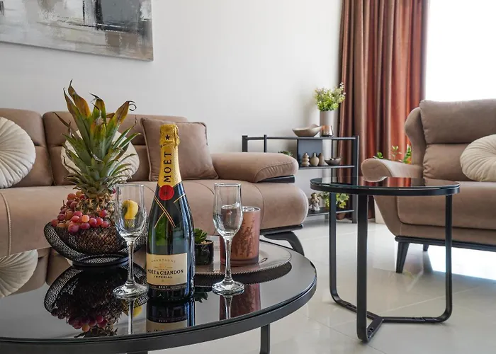 Διαμέρισμα Luxury Seaview Azzurro 5 *