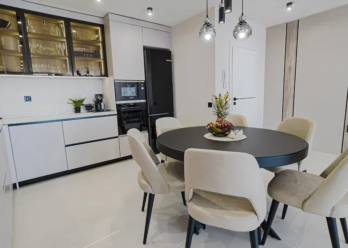 Διαμέρισμα Luxury Seaview Azzurro 5 Μπαλτσίκ