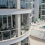 Luxury Seaview Azzurro 5 Apartment