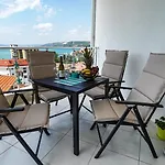 Luxury Seaview Azzurro 5 * Balchik