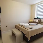 Luxury Seaview Azzurro 5 Apartment Balchik