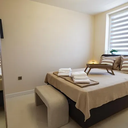 Luxury Seaview Azzurro 5 Apartment Balchik